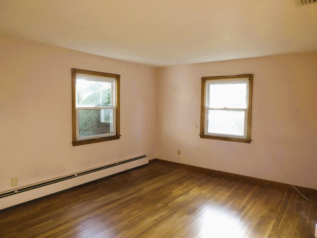 24 Ranger Street South Hadley, MA 01075 - Photo 10 of 33 Gallery Image 10