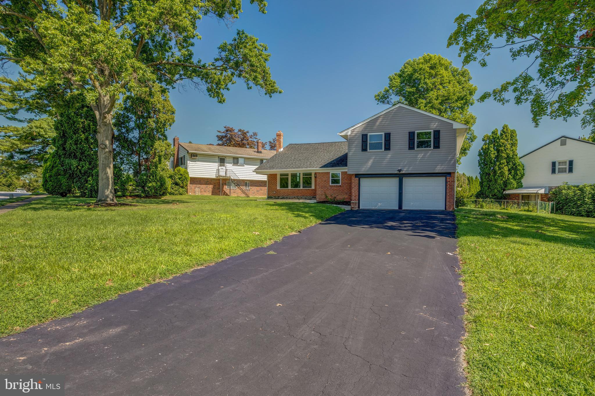 214 Hemlock Lane Springfield, PA 19064 - Photo 2 of 48