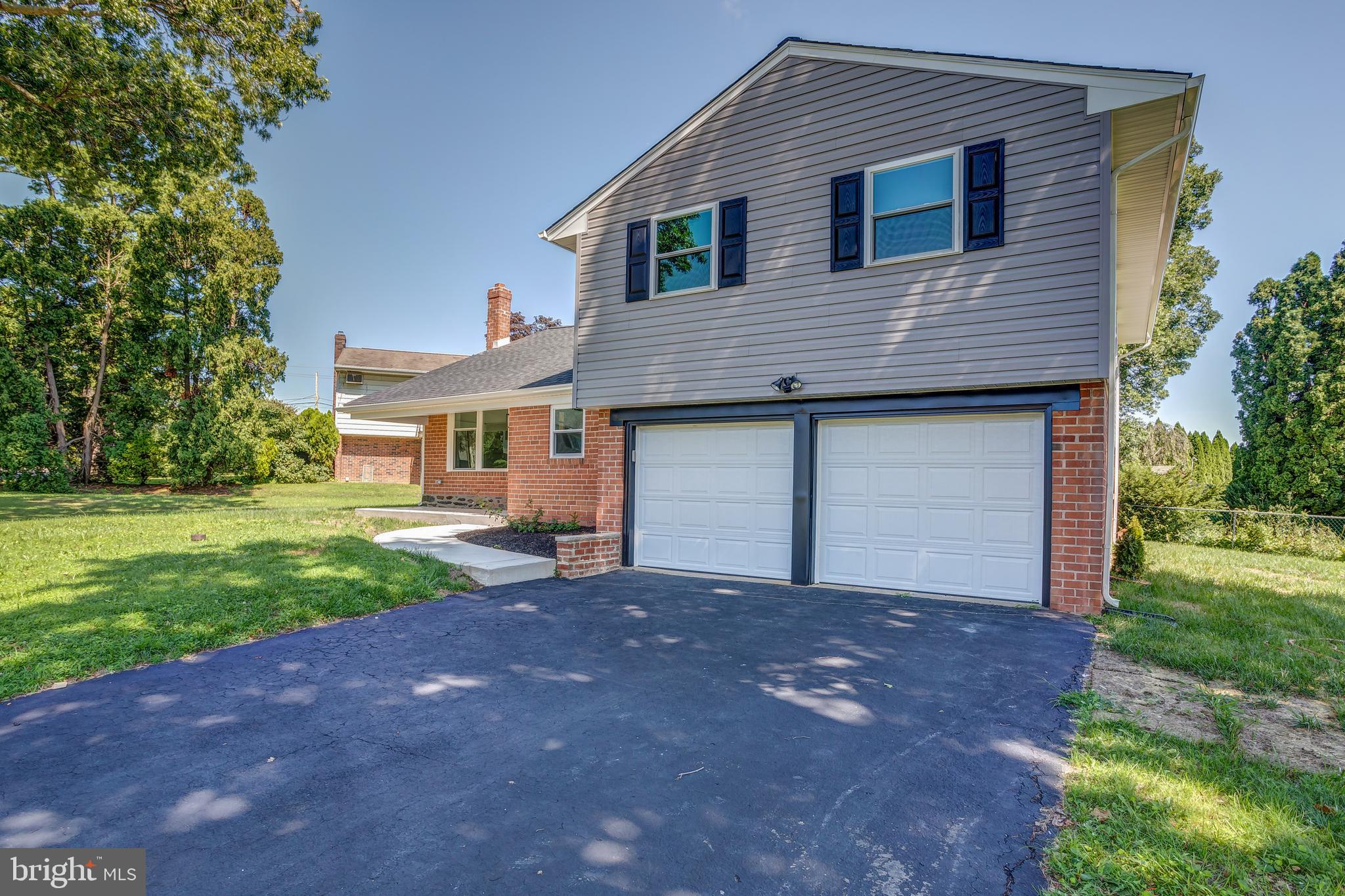 214 Hemlock Lane Springfield, PA 19064 - Photo 5 of 48