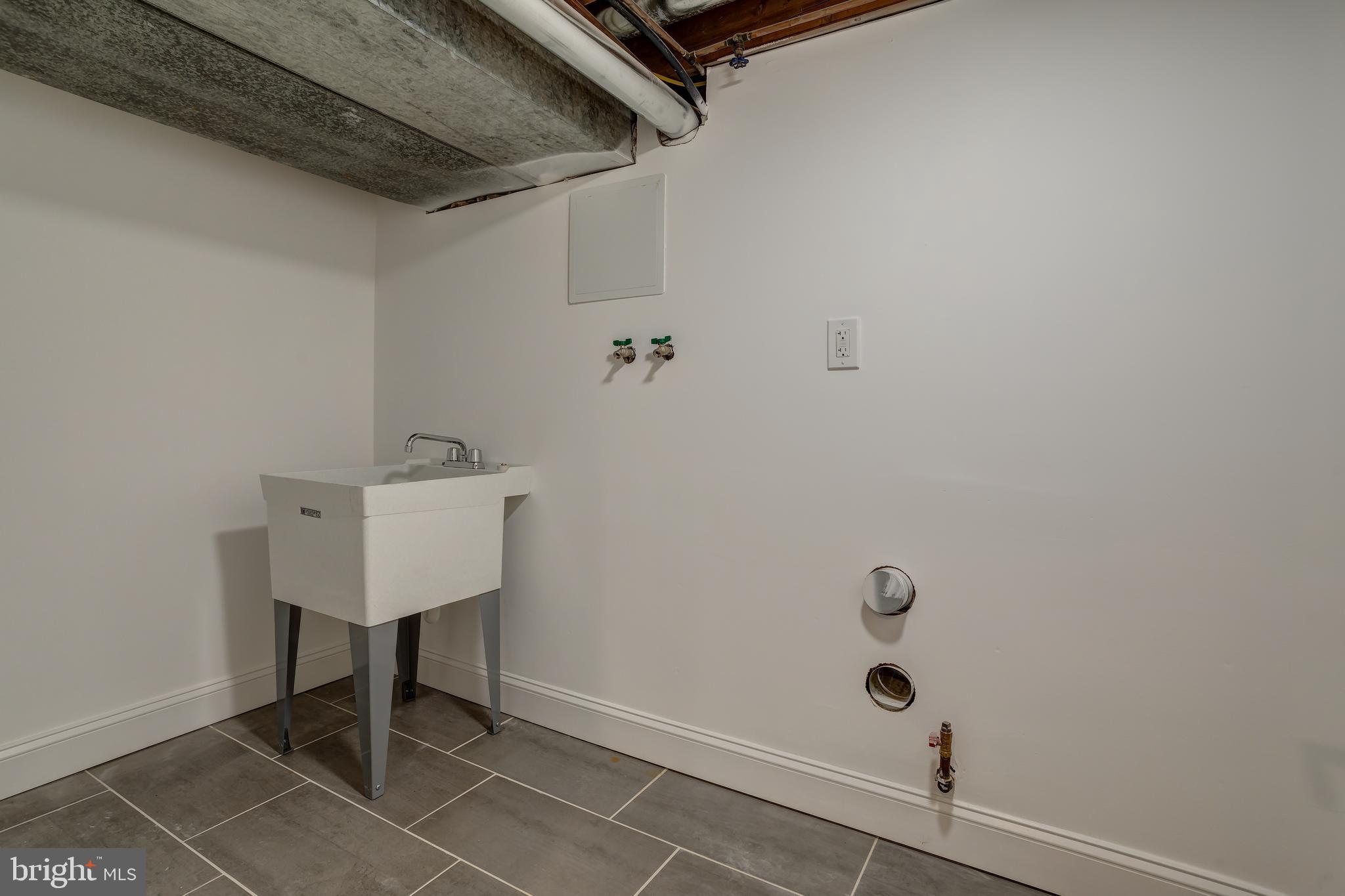 214 Hemlock Lane Springfield, PA 19064 - Photo 43 of 48