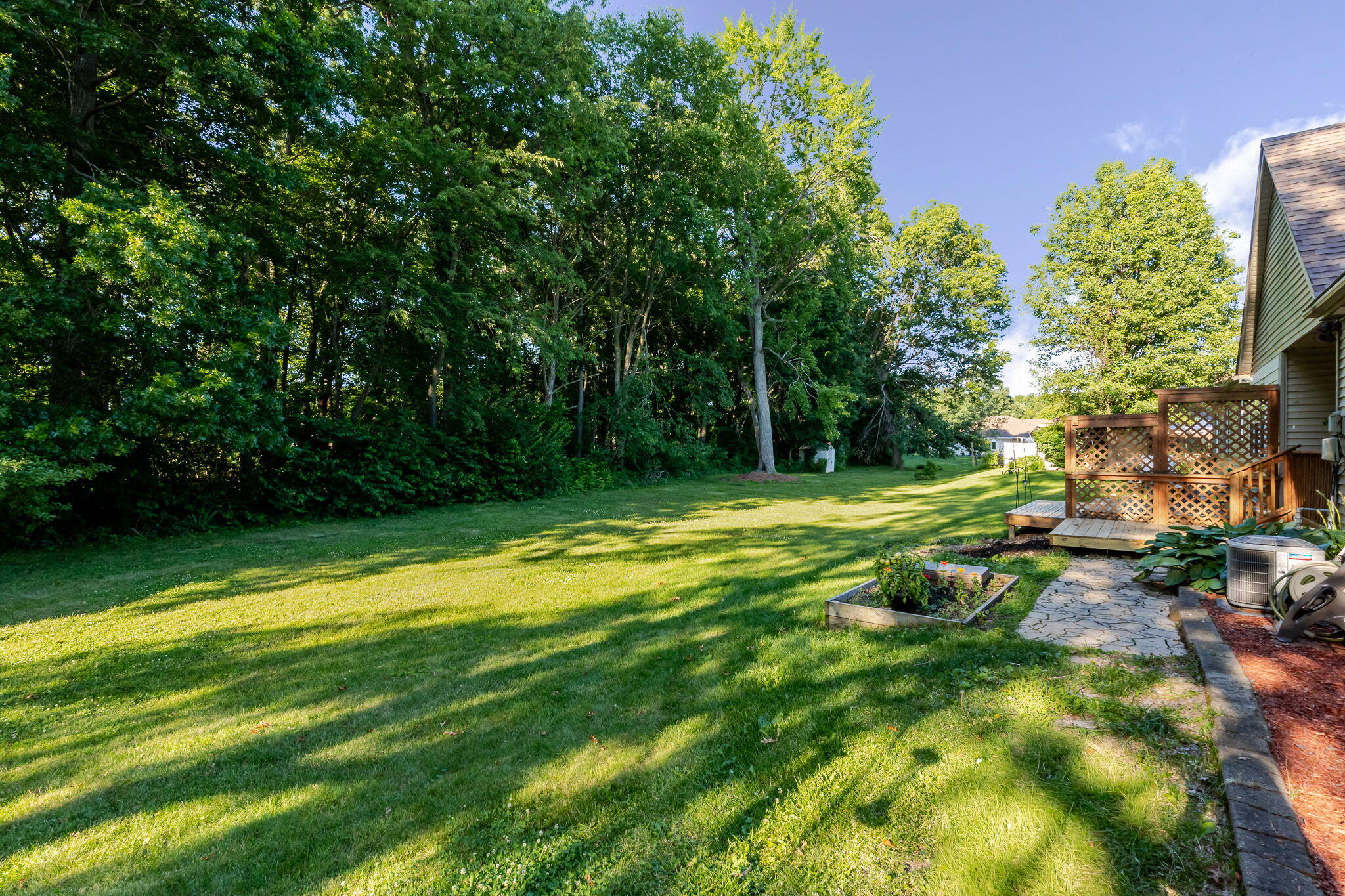 2136 Texas Street Chesterton, IN 46304 - Photo 16 of 25 2048x1365