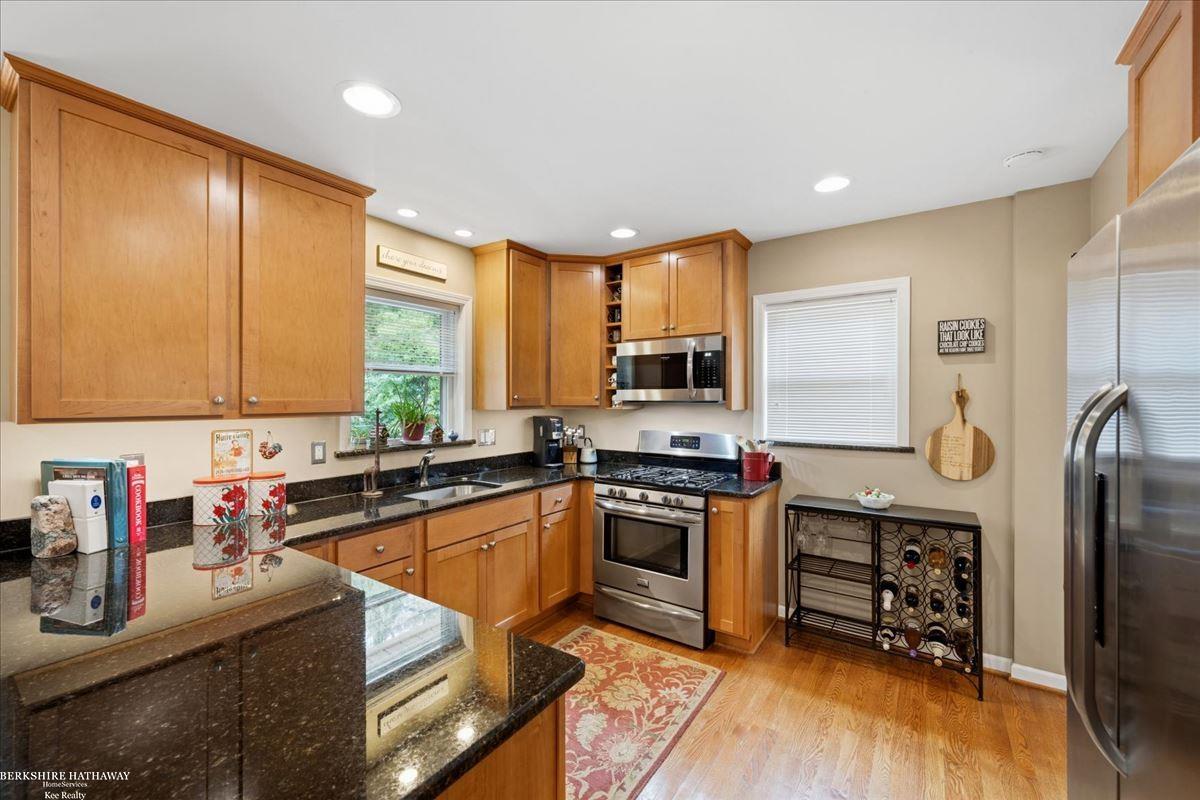 841 Washington Road Grosse Pointe, MI 48230 - Photo 14 of 59 Gallery Image 14