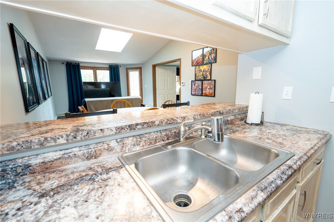 4745 Chestnut Ridge Road, Unit 12 Amherst, NY 14228 - Photo 11 of 41