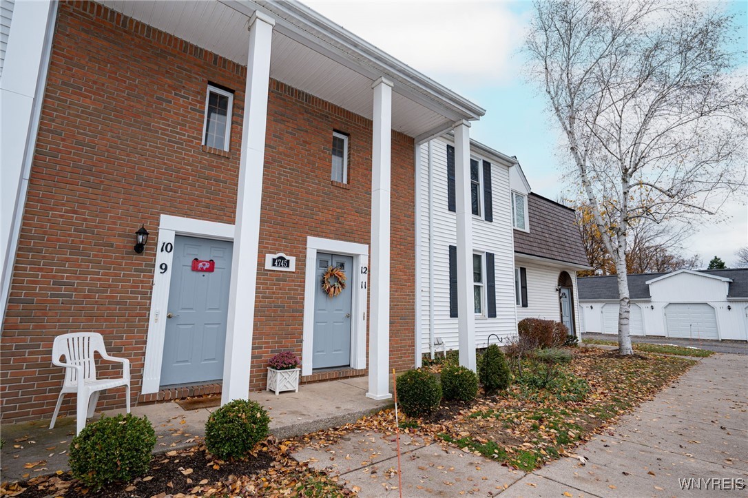 4745 Chestnut Ridge Road, Unit 12 Amherst, NY 14228 - Photo 2 of 41