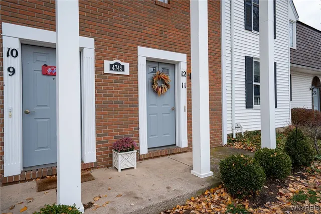 $189,900 | 4745 Chestnut Ridge Road, Unit 12, Amherst, NY 14228