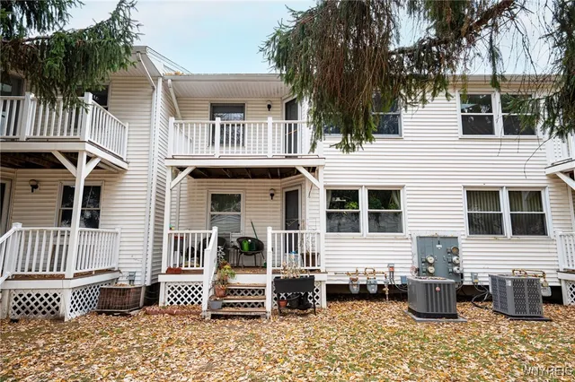 $189,900 | 4745 Chestnut Ridge Road, Unit 12, Amherst, NY 14228