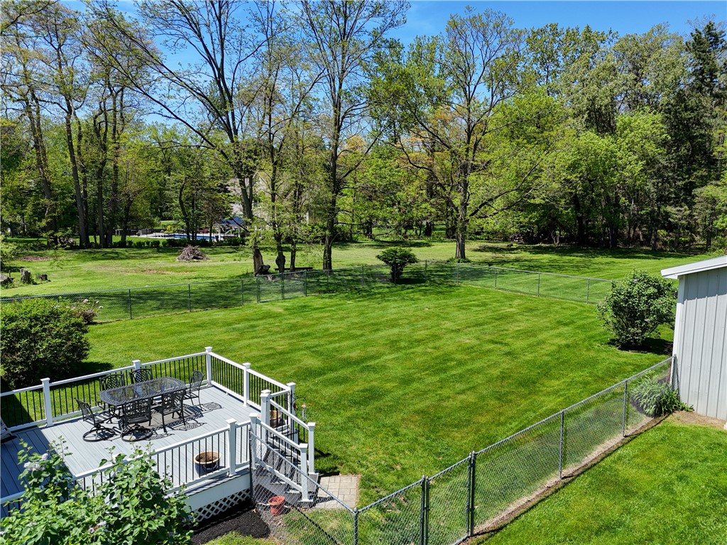 472 Vosburg Road Webster, NY 14580 - Photo 11 of 50