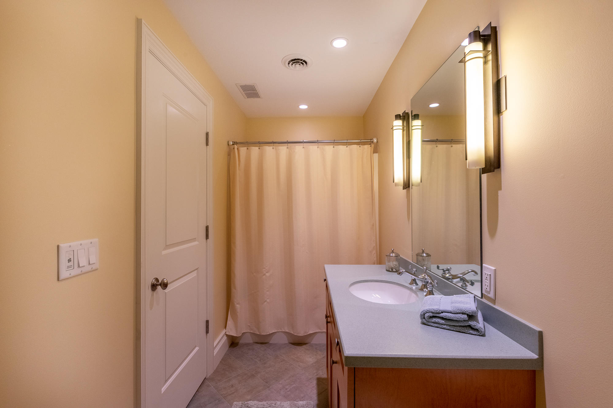 14 Ram's Head Lane York, ME 03909 - Photo 48 of 51 Basement Full Bathroom