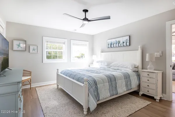 $889,000 | 102 Fairfax Road, Emerald Isle, NC 28594