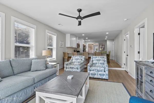 $889,000 | 102 Fairfax Road, Emerald Isle, NC 28594