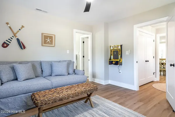 $889,000 | 102 Fairfax Road, Emerald Isle, NC 28594