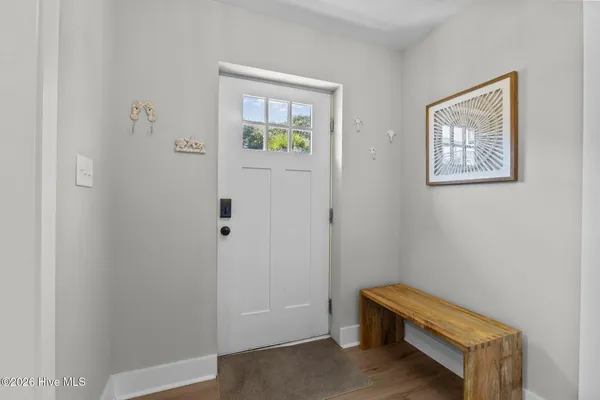 $889,000 | 102 Fairfax Road, Emerald Isle, NC 28594