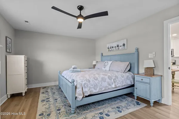 $889,000 | 102 Fairfax Road, Emerald Isle, NC 28594