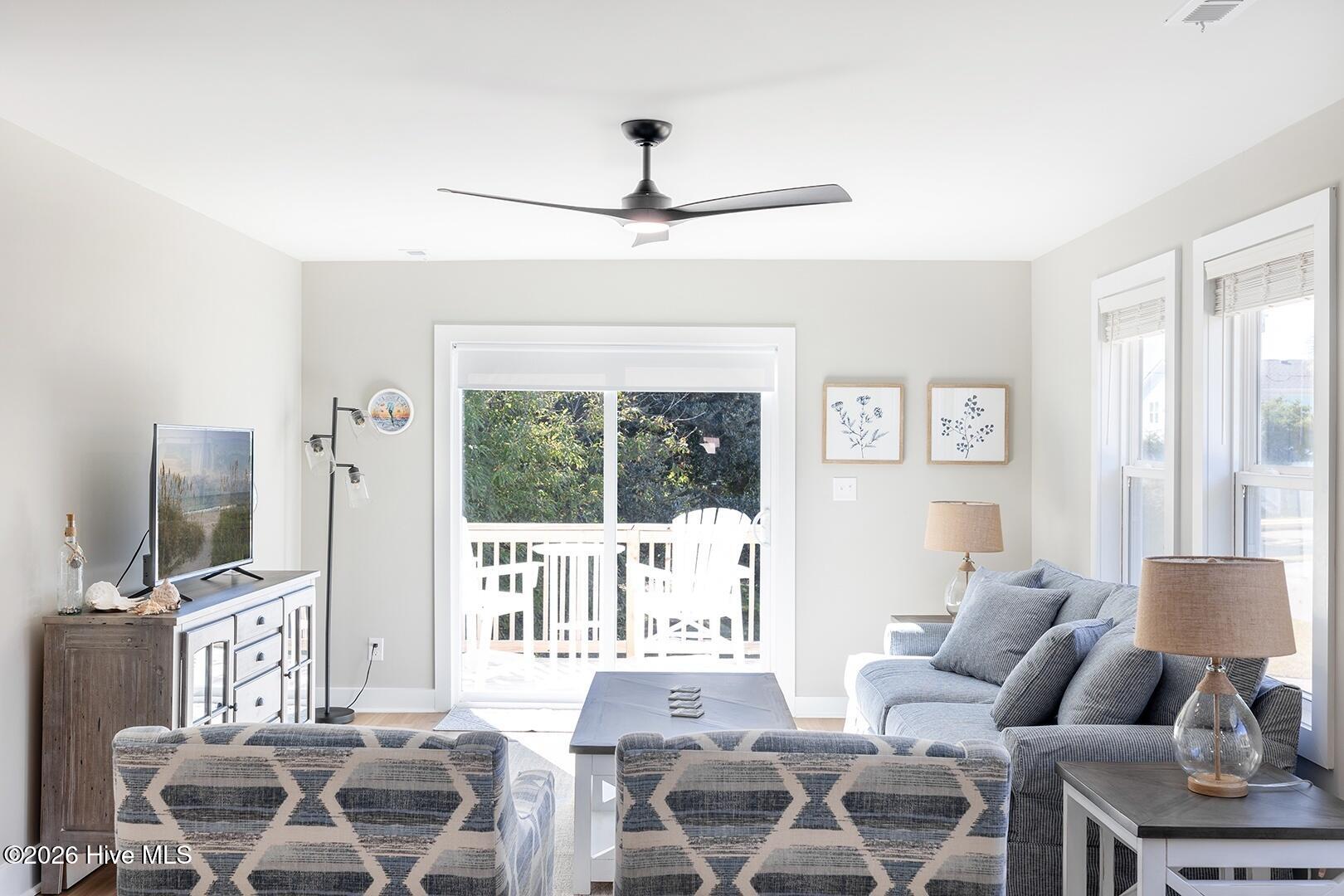 102 Fairfax Road Emerald Isle, NC 28594 - Photo 4 of 31 BL5