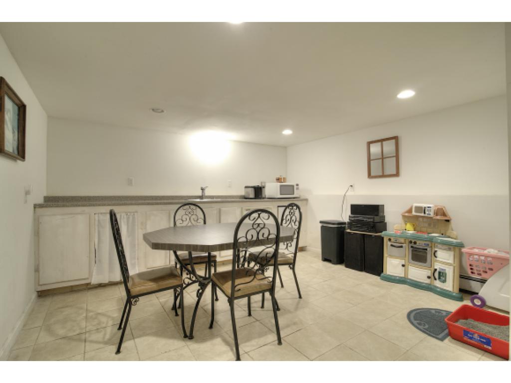 10 Patten Road Merrimack, NH 03054 - Photo 16 of 23
