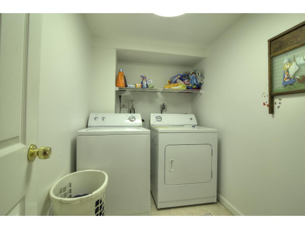 10 Patten Road Merrimack, NH 03054 - Photo 21 of 23