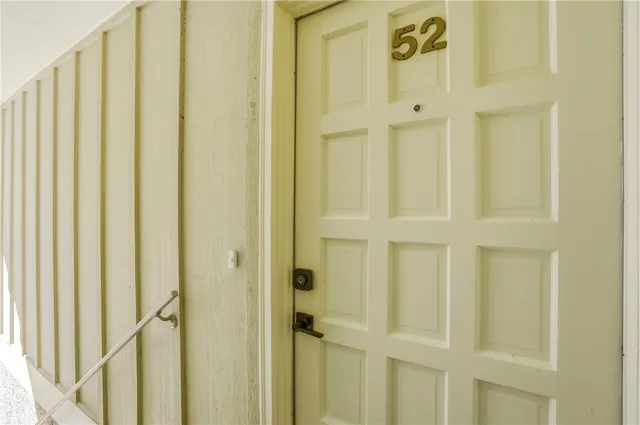 $329,000 | 800 Mallery Street, Unit 52, St. Simons Island, GA 31522