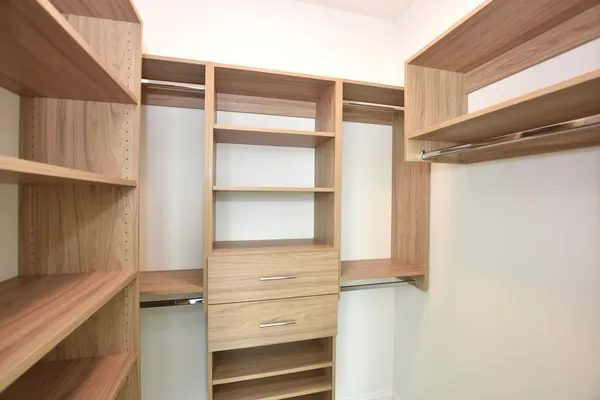 a view of walk in closet