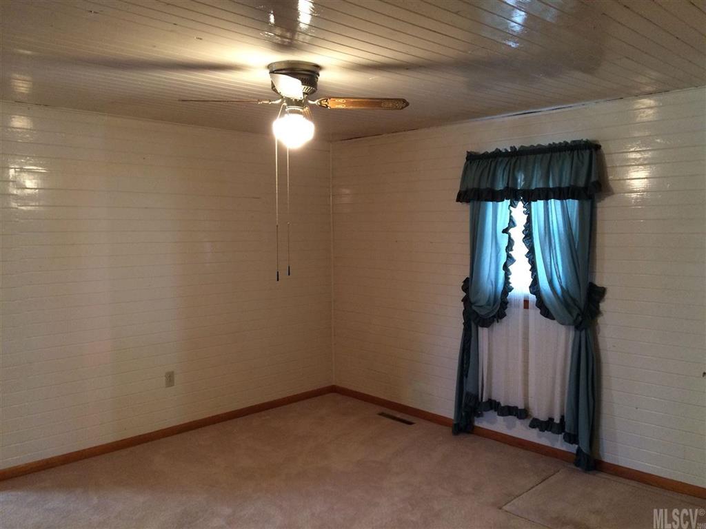 5398 Rifle Range Road Conover, NC 28613 - Photo 8 of 16 Gallery Image 8