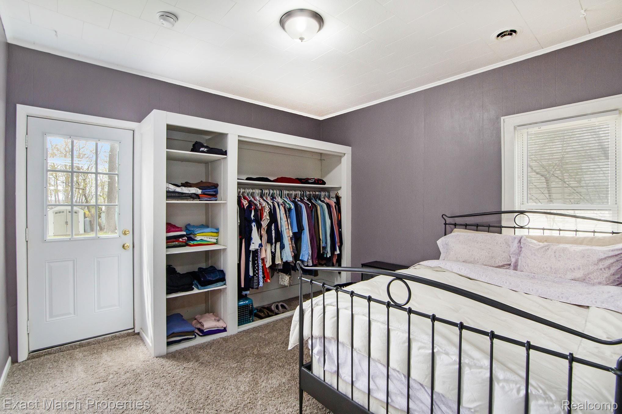 4115 Mapleleaf Road Waterford, MI 48328 - Photo 12 of 31 Generous bedroom space