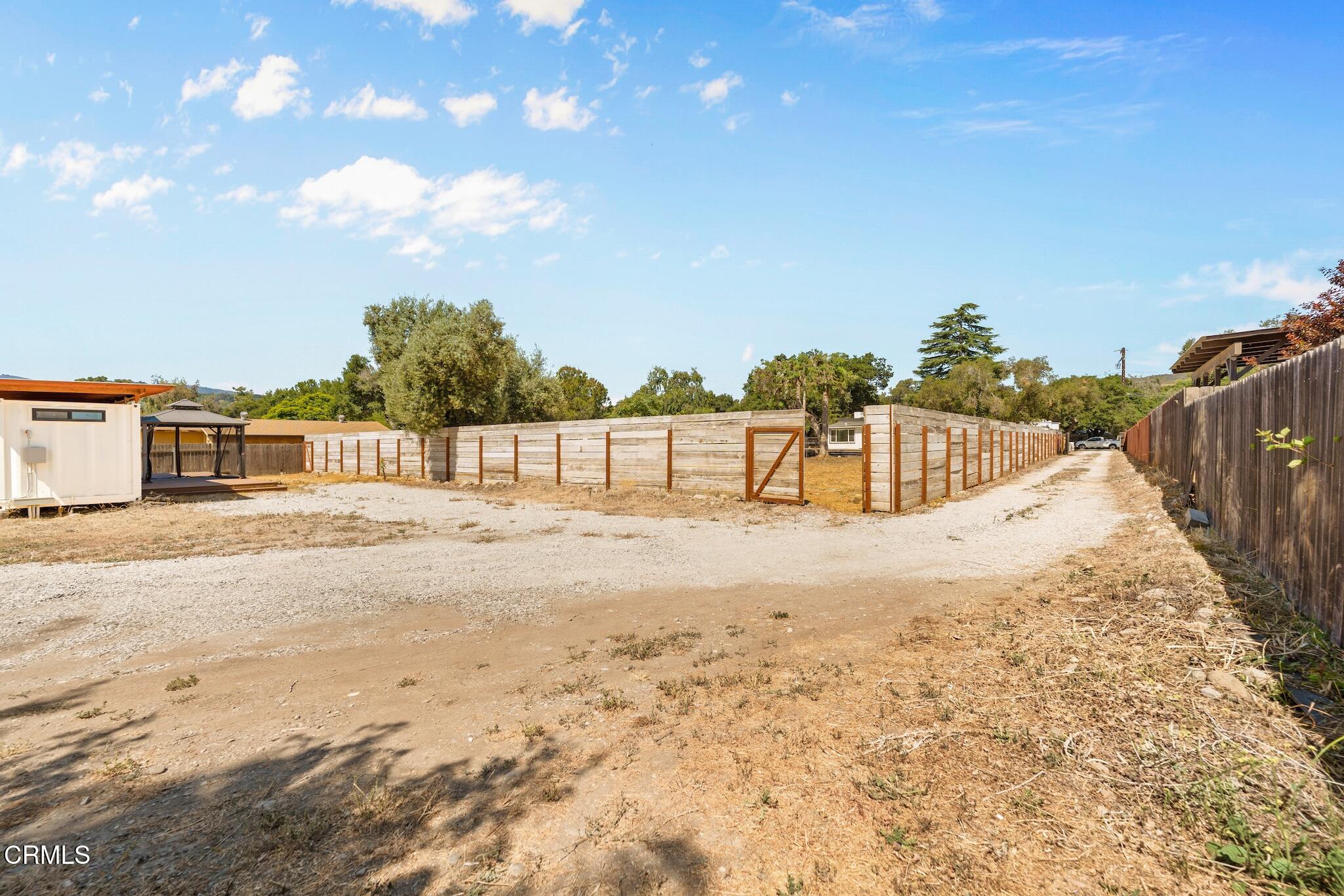 276 Burnham Road Oak View, CA 93022 - Photo 19 of 42 GRANTS-34