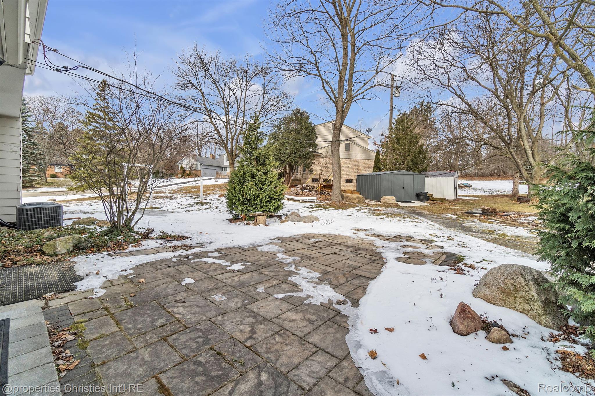 2554 Peterboro Road West Bloomfield, MI 48323 - Photo 46 of 56 Gallery Image 46