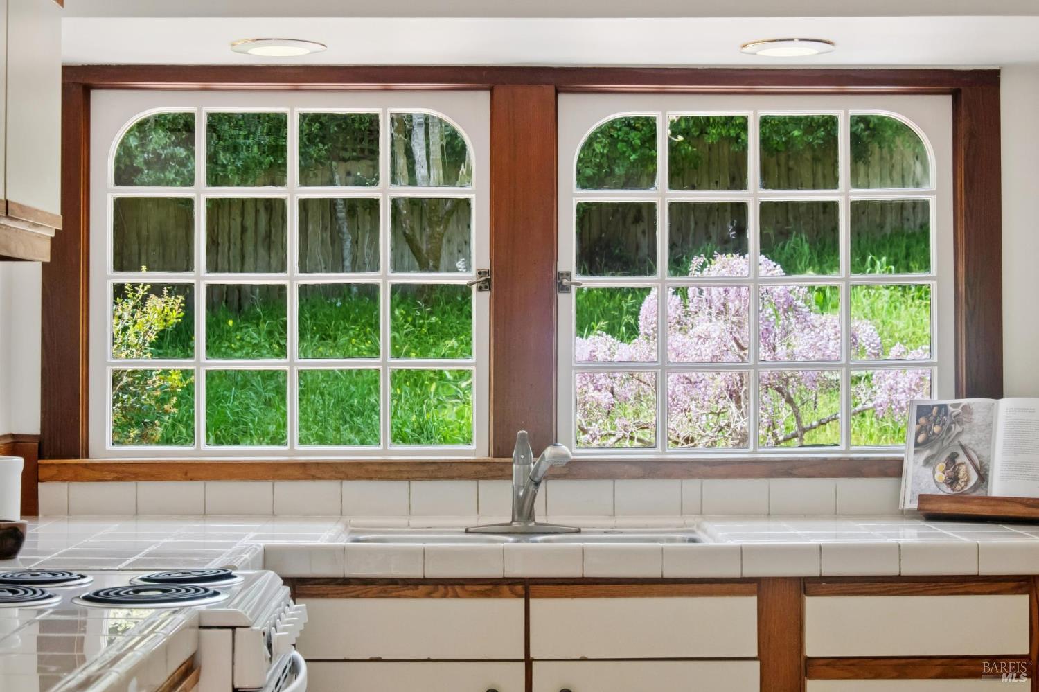 9 Portola Avenue Point Reyes Station, CA 94956 - Photo 14 of 55