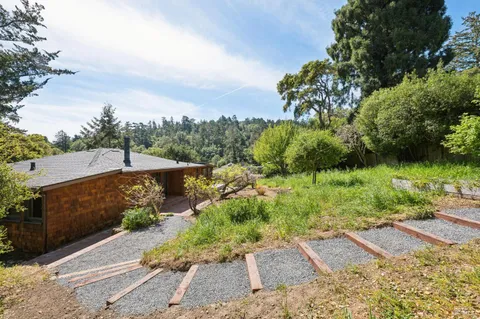 $1,595,000 | 9 Portola Avenue, Point Reyes Station, CA 94956