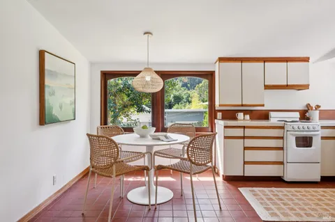 $1,595,000 | 9 Portola Avenue, Point Reyes Station, CA 94956