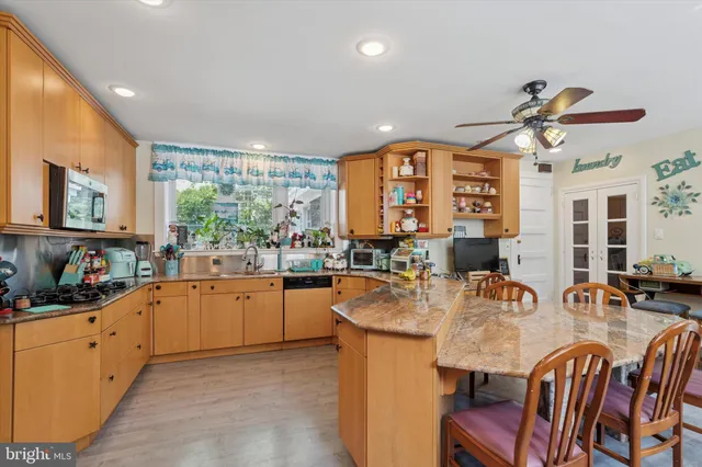 $1,075,000 | 1209 Lenox Road, Jenkintown, PA 19046