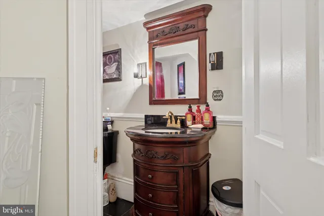 $1,075,000 | 1209 Lenox Road, Jenkintown, PA 19046