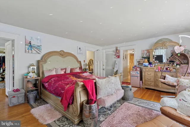 $1,075,000 | 1209 Lenox Road, Jenkintown, PA 19046