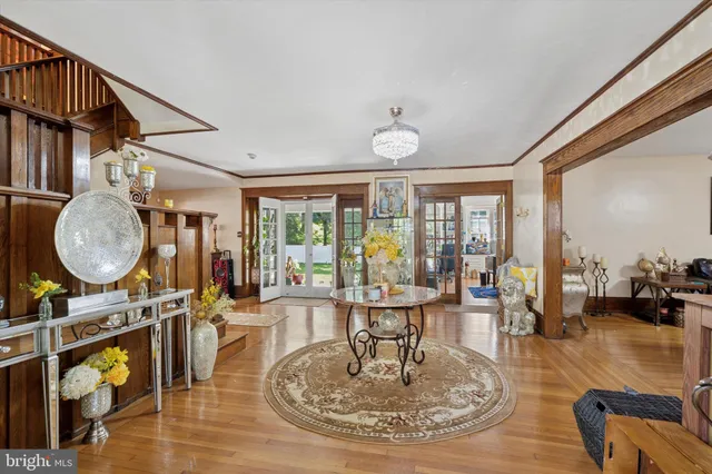 $1,075,000 | 1209 Lenox Road, Jenkintown, PA 19046