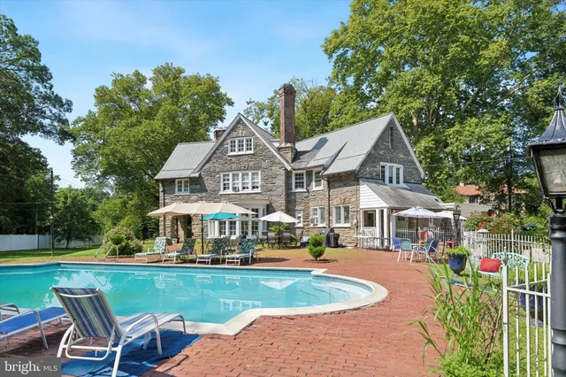$1,075,000 | 1209 Lenox Road, Jenkintown, PA 19046