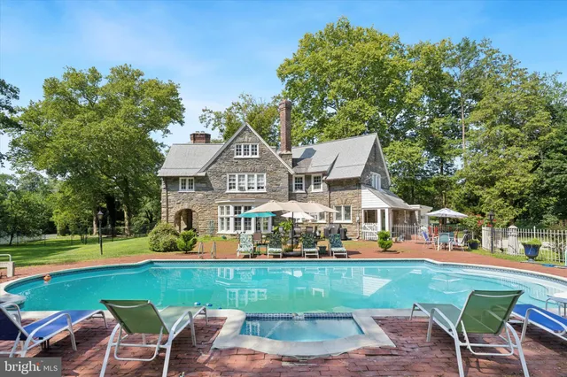 $1,075,000 | 1209 Lenox Road, Jenkintown, PA 19046