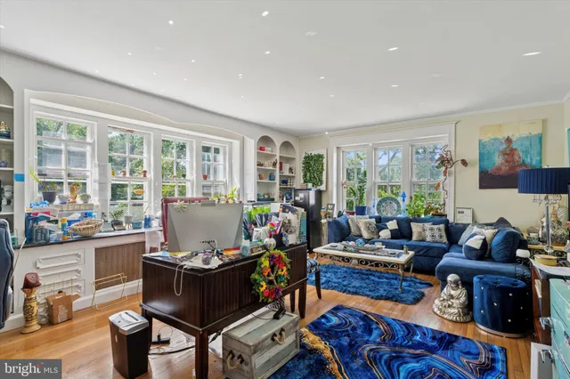 $1,075,000 | 1209 Lenox Road, Jenkintown, PA 19046