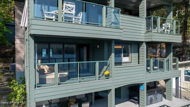 $1,999,000 | 10408 West Everest Loop, Spirit Lake, ID 83869