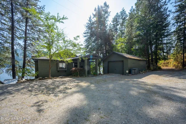 $1,999,000 | 10408 West Everest Loop, Spirit Lake, ID 83869