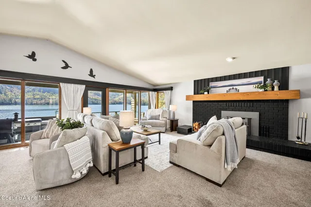 $1,999,000 | 10408 West Everest Loop, Spirit Lake, ID 83869