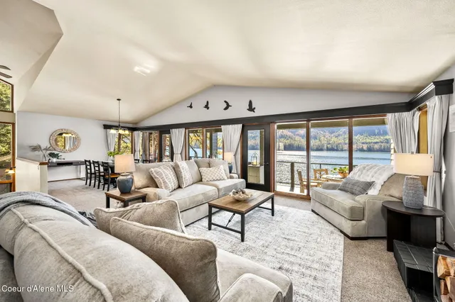 $1,999,000 | 10408 West Everest Loop, Spirit Lake, ID 83869