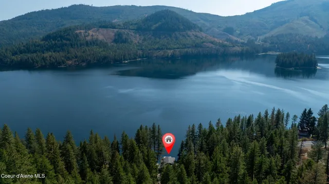 $1,999,000 | 10408 West Everest Loop, Spirit Lake, ID 83869