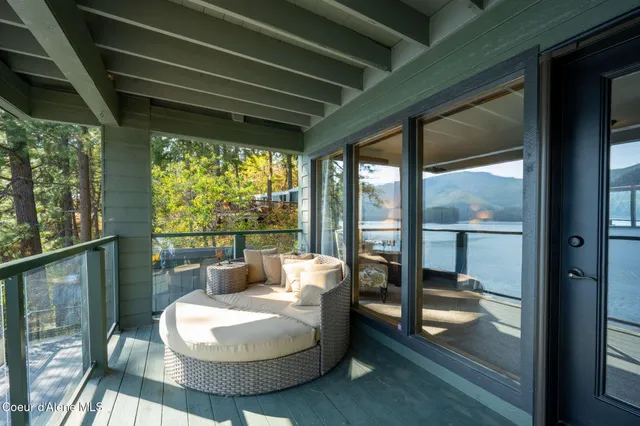 $1,999,000 | 10408 West Everest Loop, Spirit Lake, ID 83869