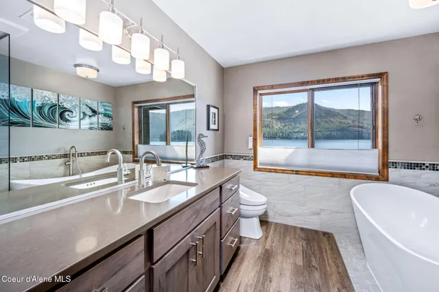 $1,999,000 | 10408 West Everest Loop, Spirit Lake, ID 83869