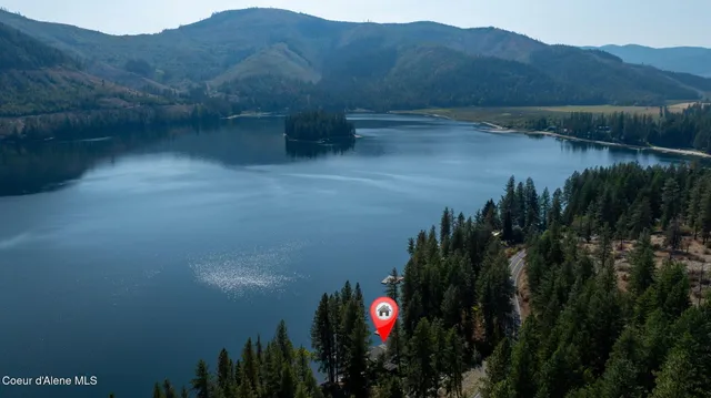 $1,999,000 | 10408 West Everest Loop, Spirit Lake, ID 83869