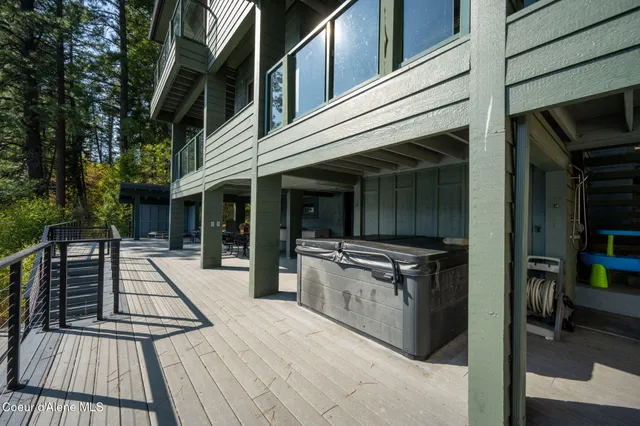 $1,999,000 | 10408 West Everest Loop, Spirit Lake, ID 83869