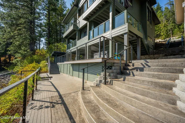 $1,999,000 | 10408 West Everest Loop, Spirit Lake, ID 83869