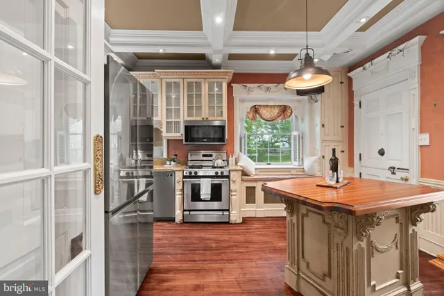 $999,500 | 209 North Bellevue Avenue, Langhorne, PA 19047