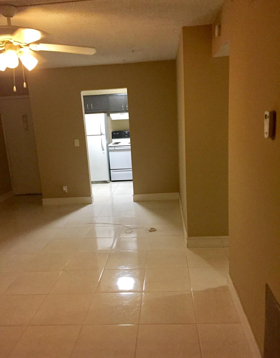 628 Northwest 13th Street, Unit 18 Boca Raton, FL 33486 - Photo 3 of 9 IMG_0078