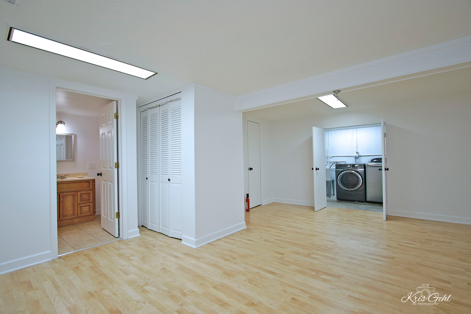 416 Arrow Trail, Unit 416 Wheeling, IL 60090 - Photo 16 of 24 a view of empty room with wooden floor