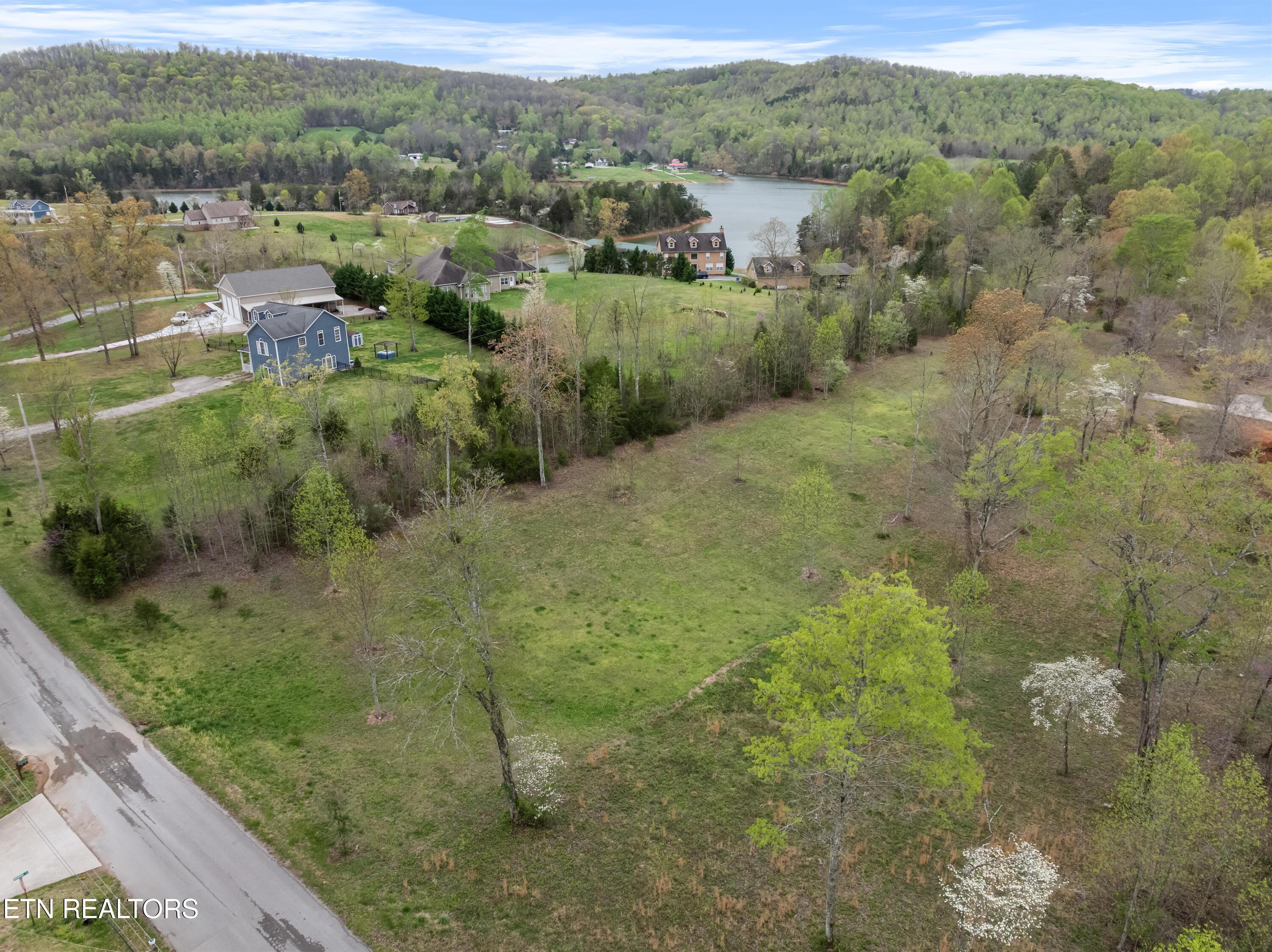 29 A Highland Trace Road Sharps Chapel, TN 37866 - Photo 3 of 17 Highland Trace 29 A